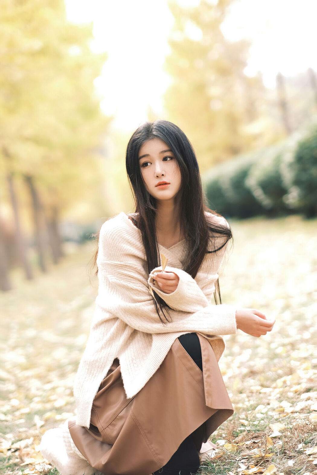 YiTuYu艺图语 Vol.6506 Shang Yi Han Momooly