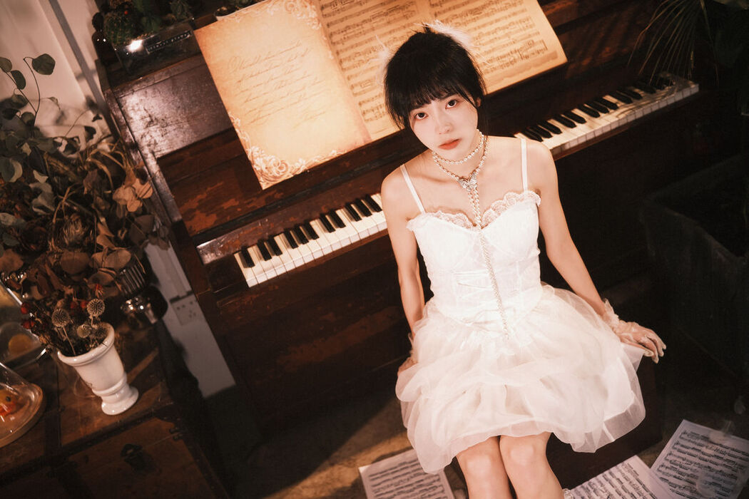 YiTuYu艺图语 Vol.6607 Xiao Song Ma Nai