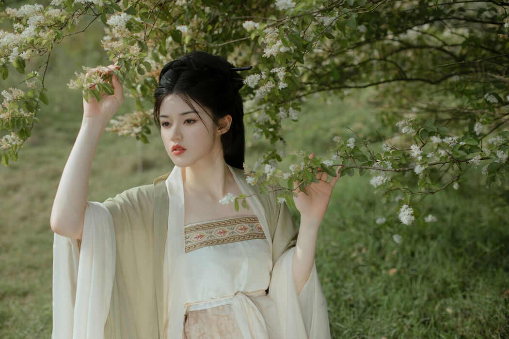 YiTuYu艺图语 Vol.6450 Yu Han