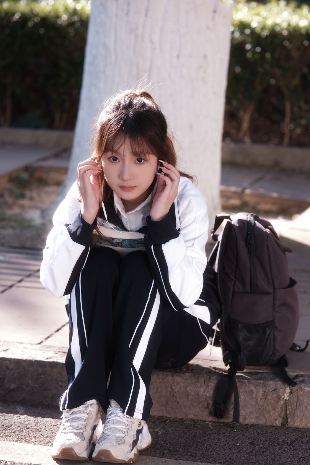 YiTuYu艺图语 Vol.6521 Bei Shang Fei Niu