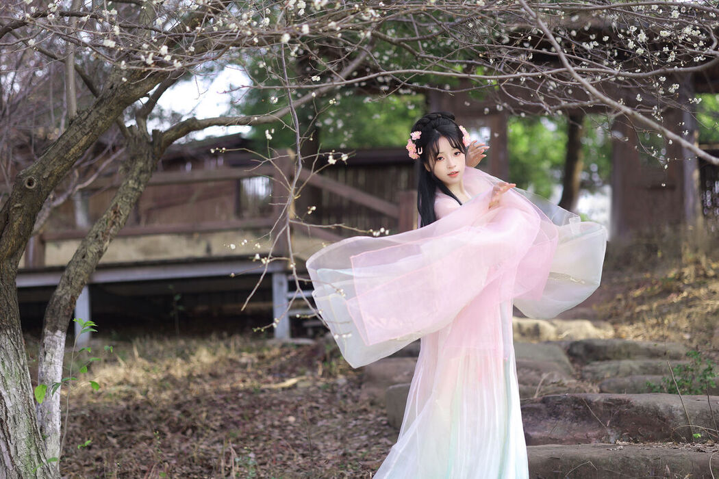 YiTuYu艺图语 Vol.6569 Jun Yin Lan