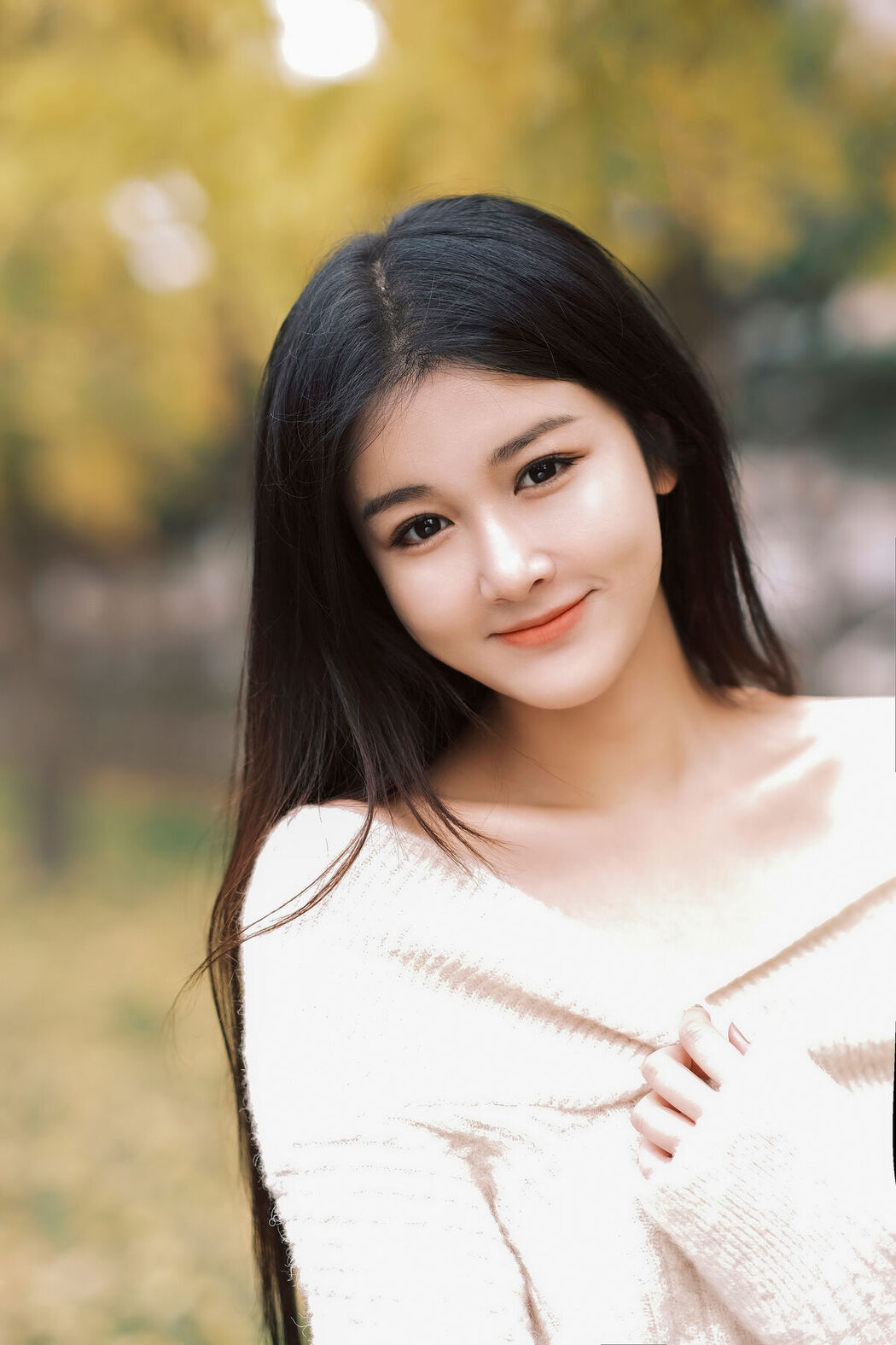 YiTuYu艺图语 Vol.6506 Shang Yi Han Momooly