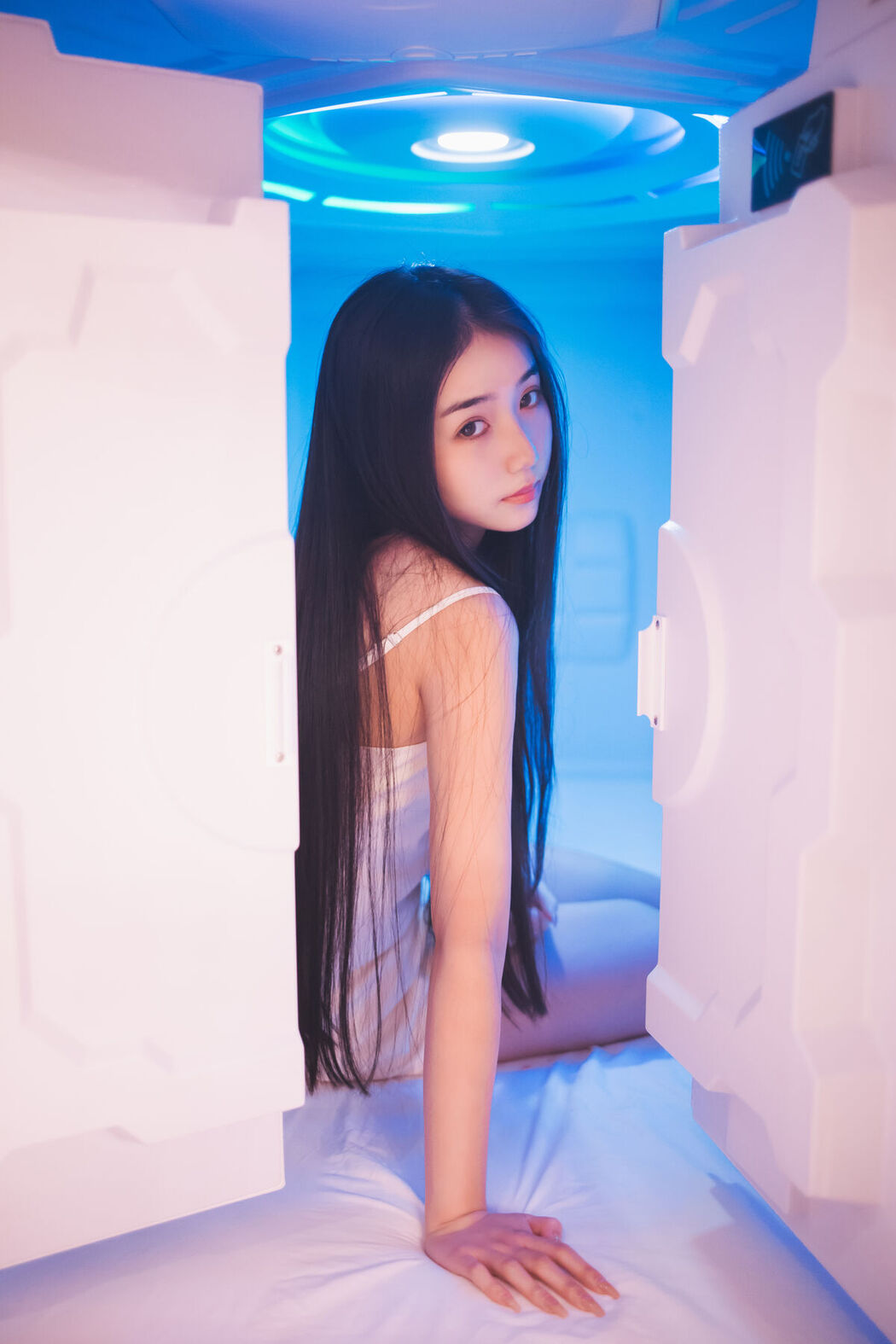 YiTuYu艺图语 Vol.6557 Yi Yu He Bao Dan