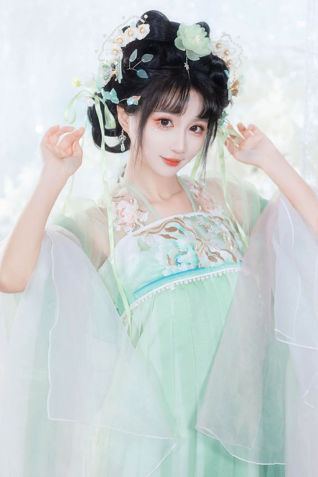 YiTuYu艺图语 Vol.6515 Qi Luo Sheng De Xiao Su Su Cover Photo