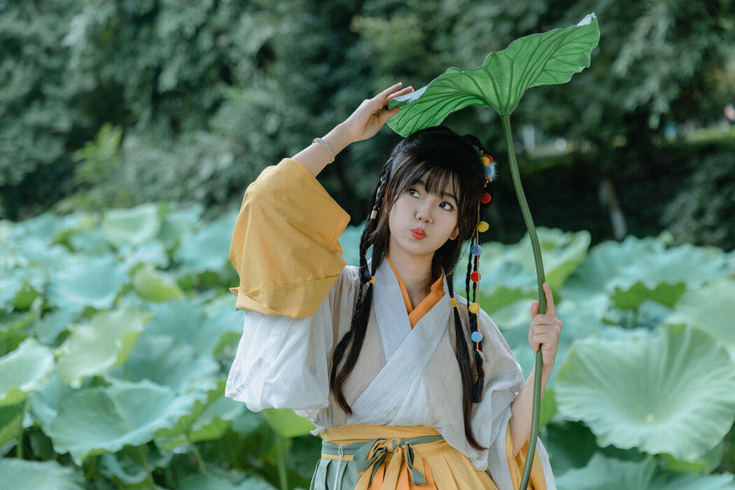 YiTuYu艺图语 Vol.6438 Shi Yi