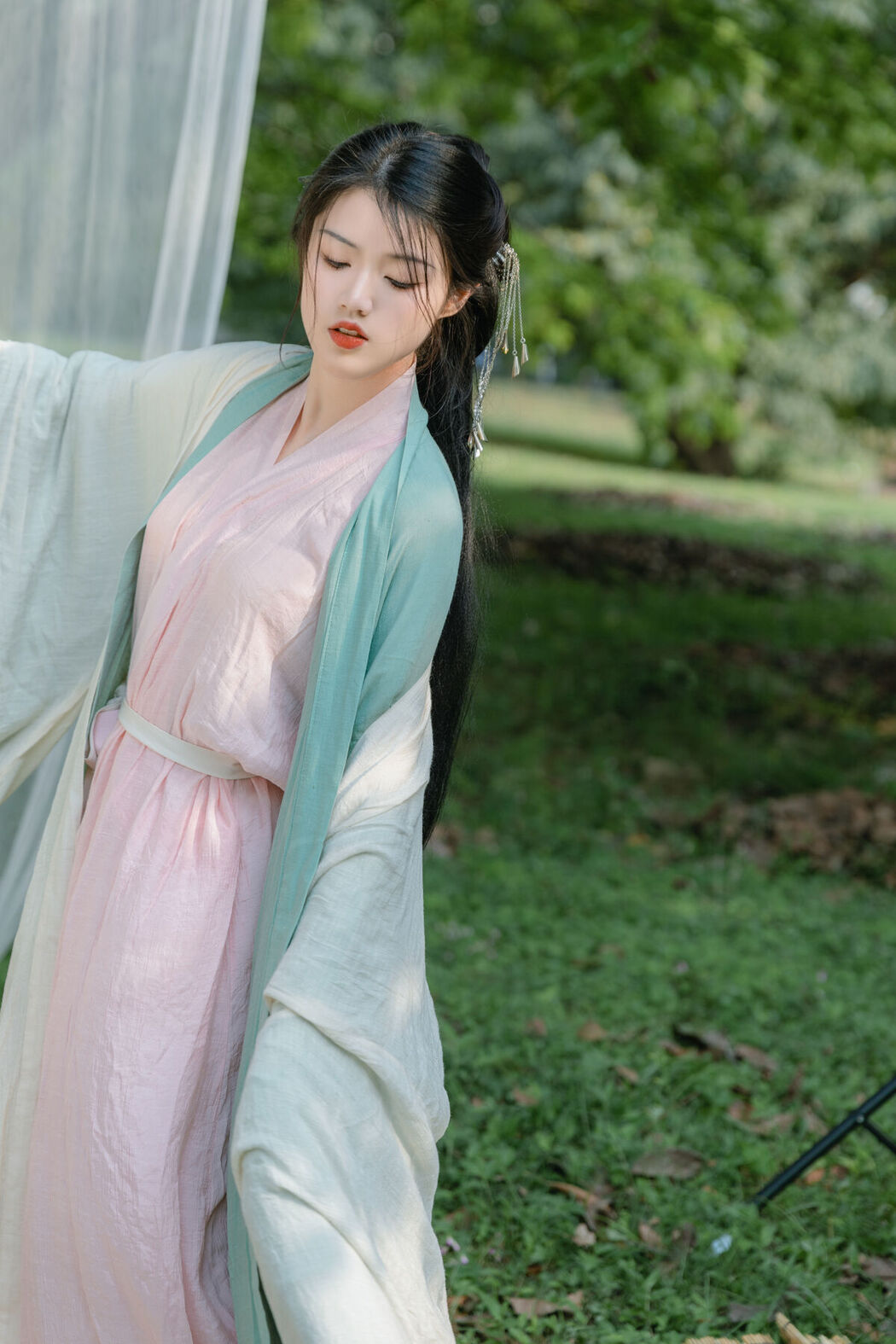 YiTuYu艺图语 Vol.6466 Yu Han