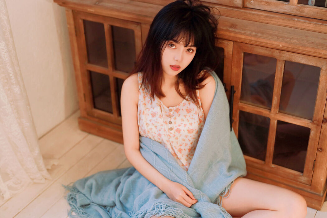 YiTuYu艺图语 Vol.6615 Xiao Wei Ren Er
