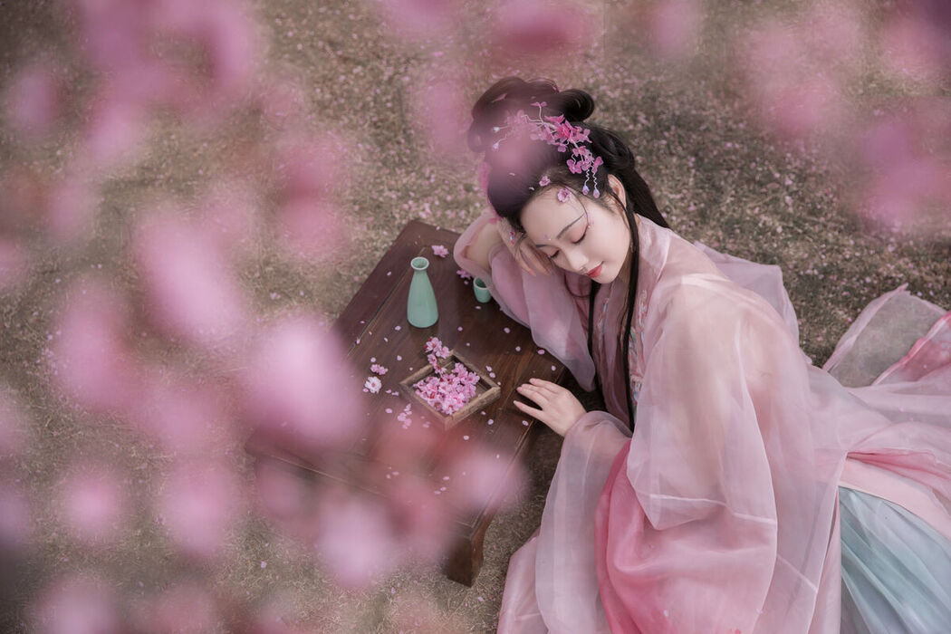 YiTuYu艺图语 Vol.6613 Ling Zi Xi