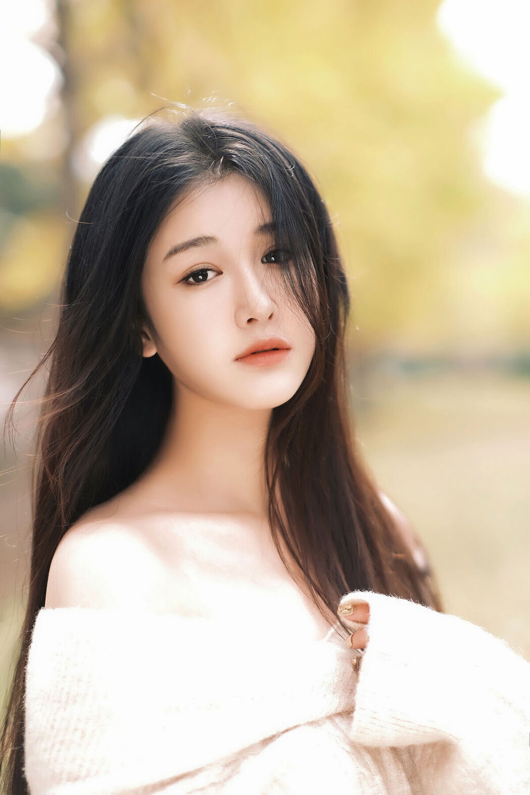 YiTuYu艺图语 Vol.6506 Shang Yi Han Momooly