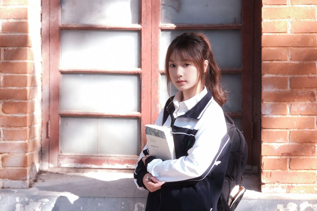 YiTuYu艺图语 Vol.6521 Bei Shang Fei Niu