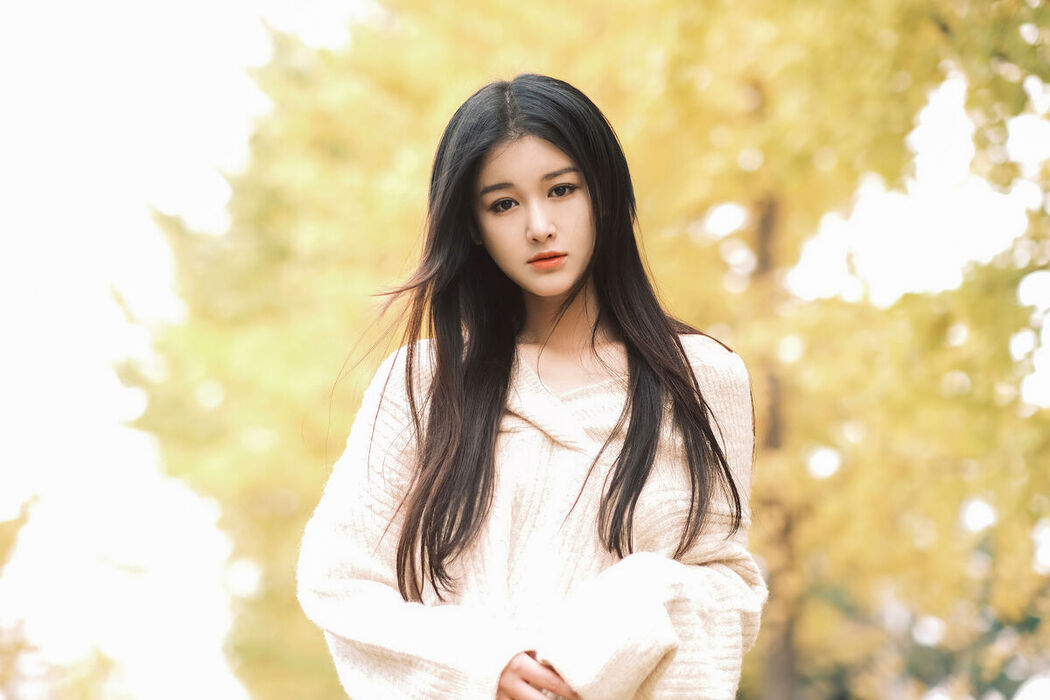 YiTuYu艺图语 Vol.6506 Shang Yi Han Momooly