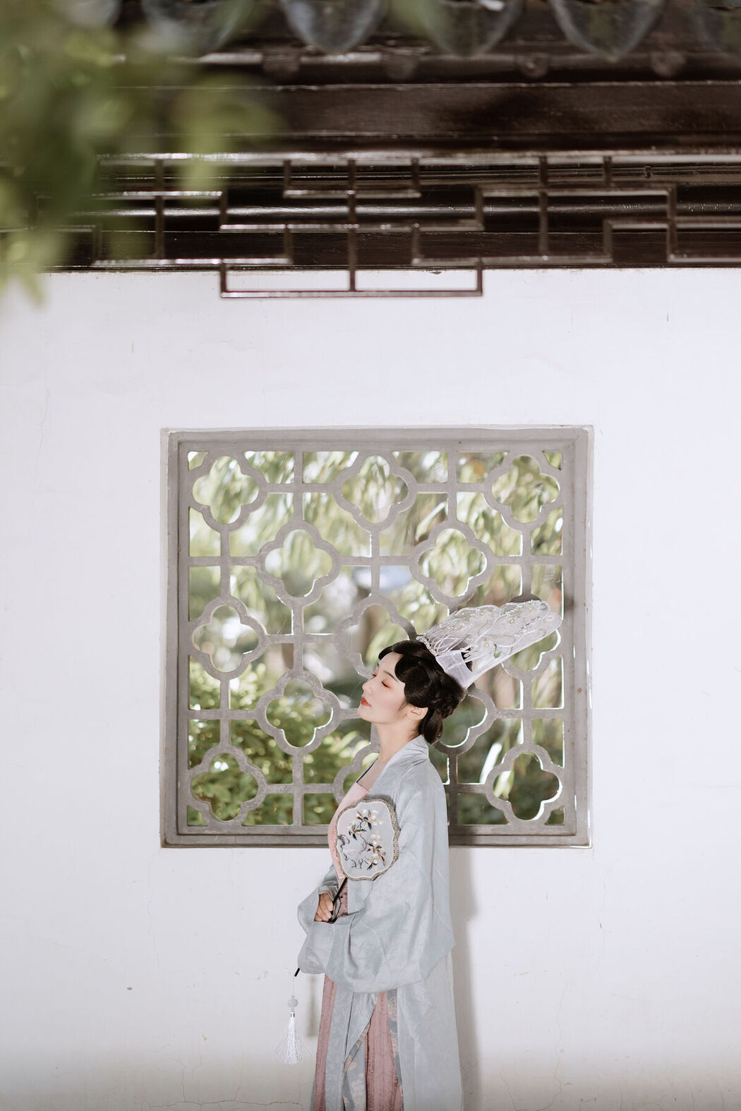 YiTuYu艺图语 Vol.6454 Zhi Yu Qian Deng