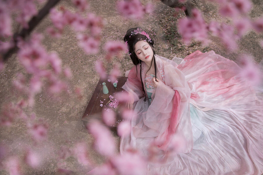 YiTuYu艺图语 Vol.6613 Ling Zi Xi