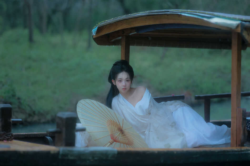 YiTuYu艺图语 Vol.6605 Li Gua Gua