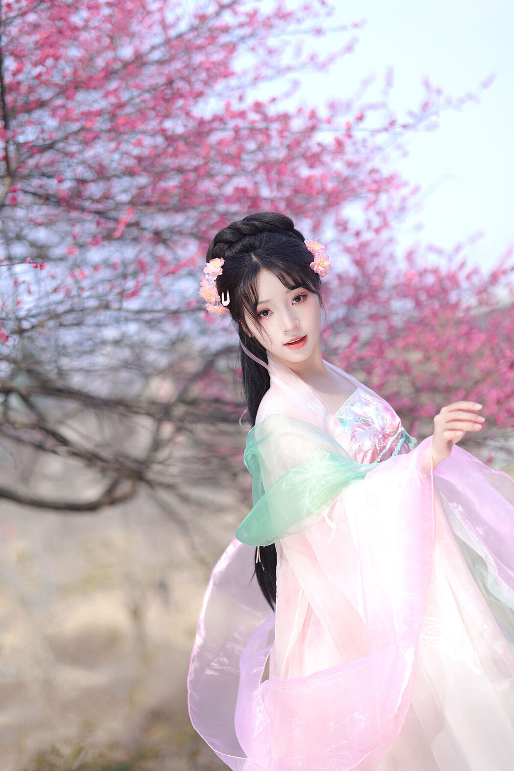 YiTuYu艺图语 Vol.6569 Jun Yin Lan