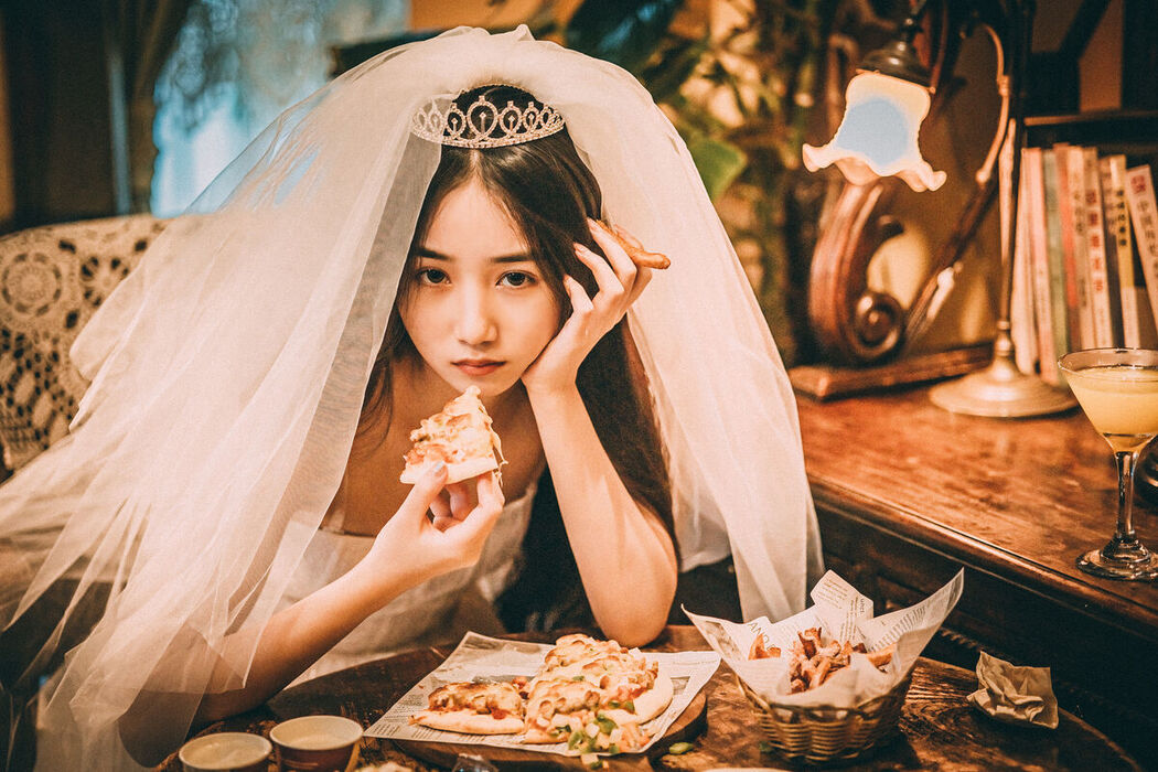 YiTuYu艺图语 Vol.6564 Yi Yu He Bao Dan