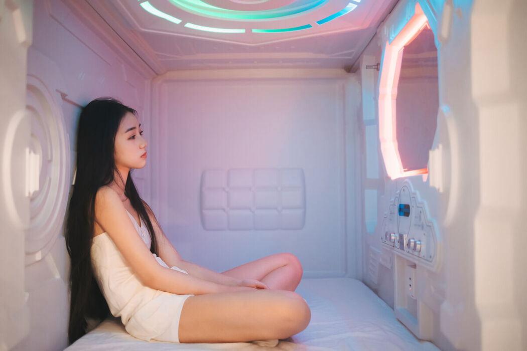 YiTuYu艺图语 Vol.6557 Yi Yu He Bao Dan