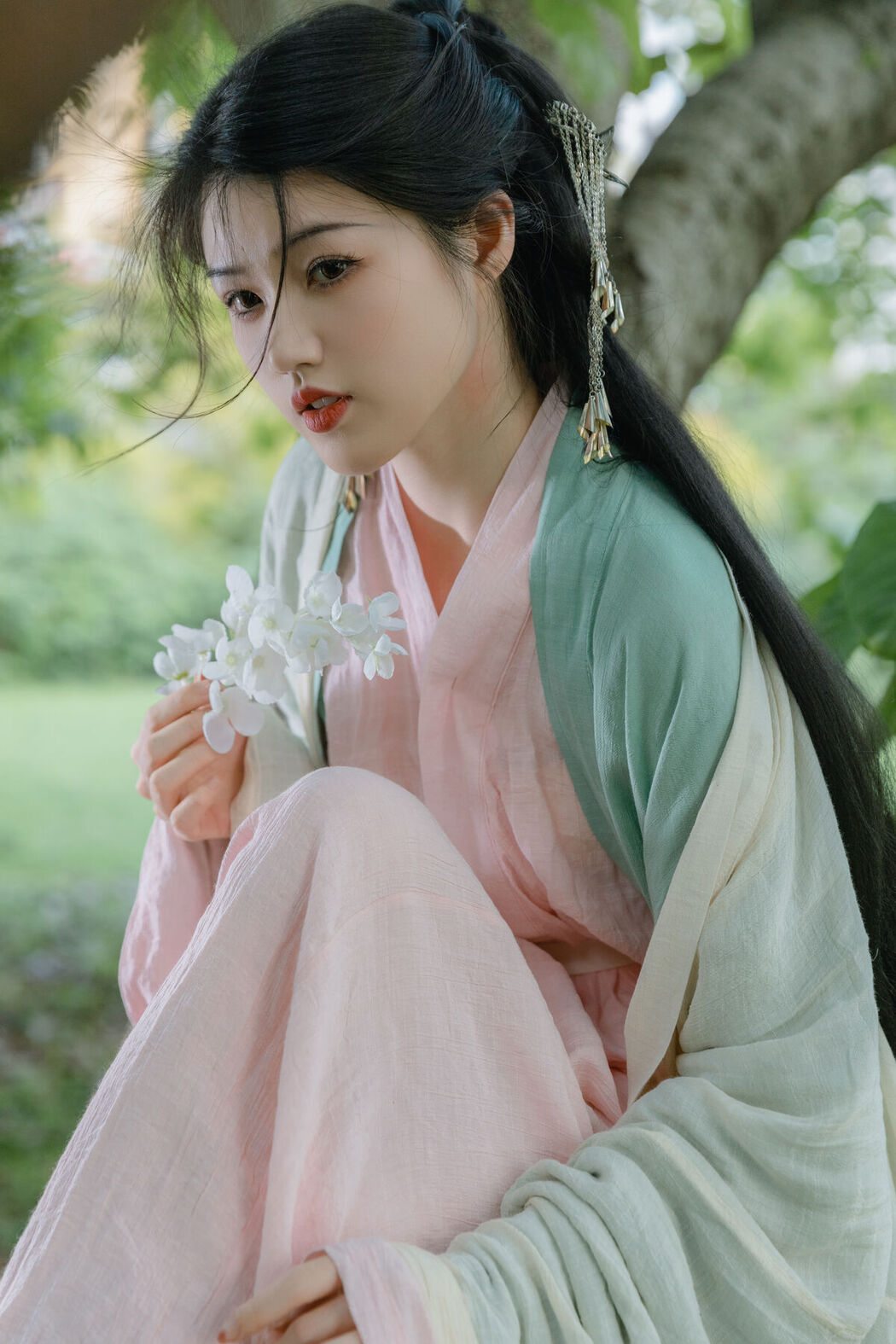 YiTuYu艺图语 Vol.6466 Yu Han