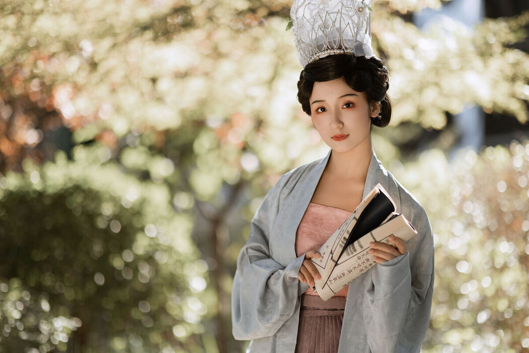 YiTuYu艺图语 Vol.6454 Zhi Yu Qian Deng