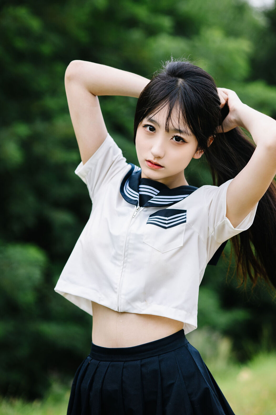YiTuYu艺图语 Vol.6429 Nie Nie Xin Jiang