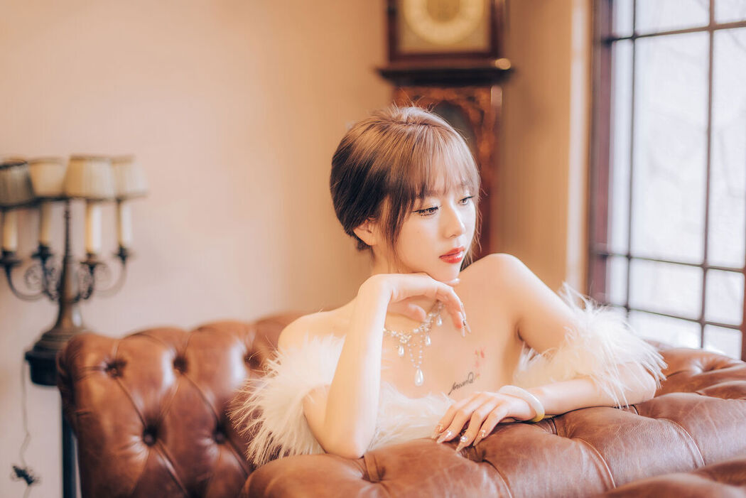 YiTuYu艺图语 Vol.6556 Nini Shi Ni