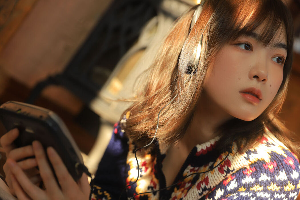 YiTuYu艺图语 Vol.6494 Xue Yue Liang