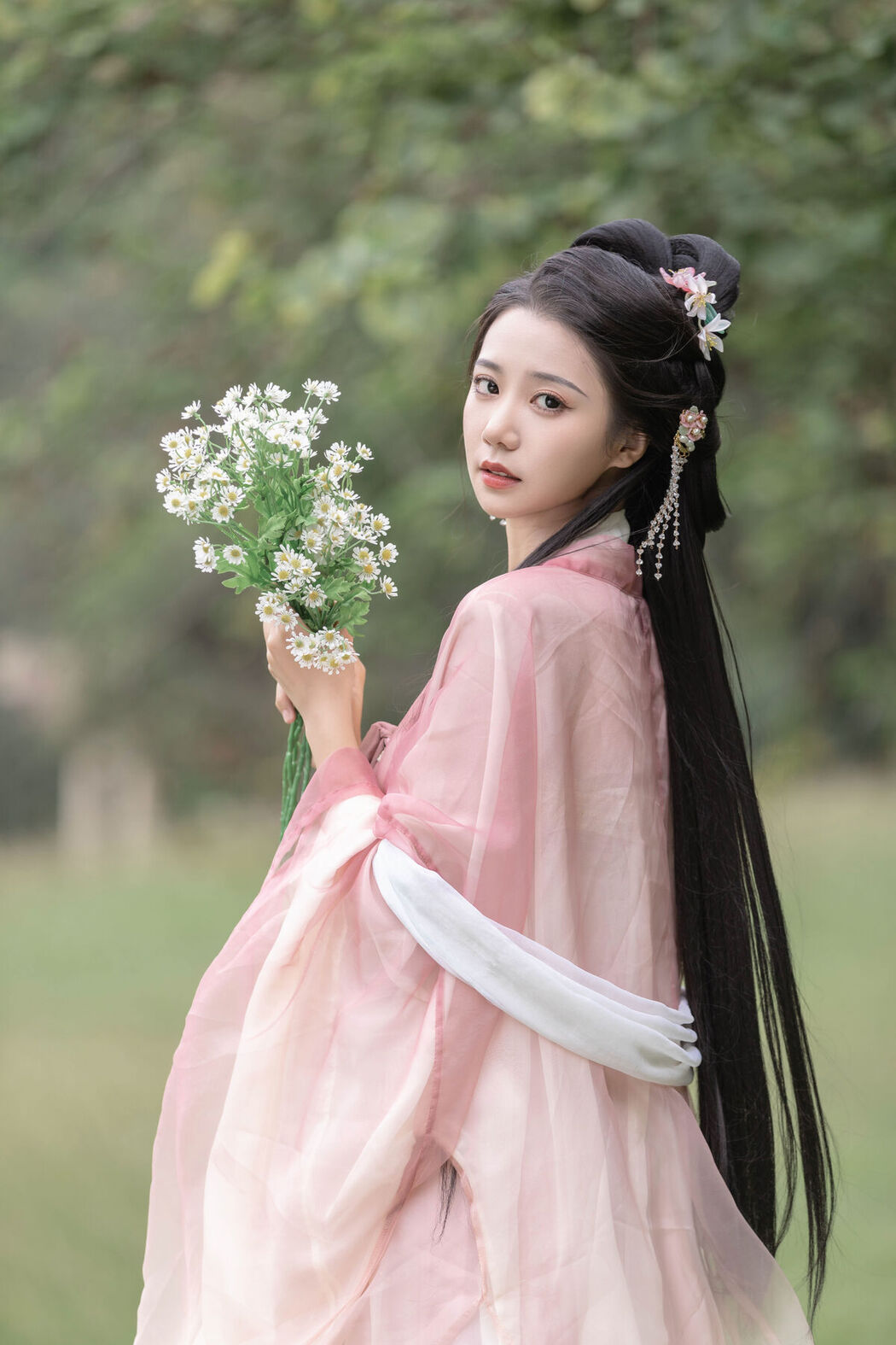 YiTuYu艺图语 Vol.6590 Lsababe