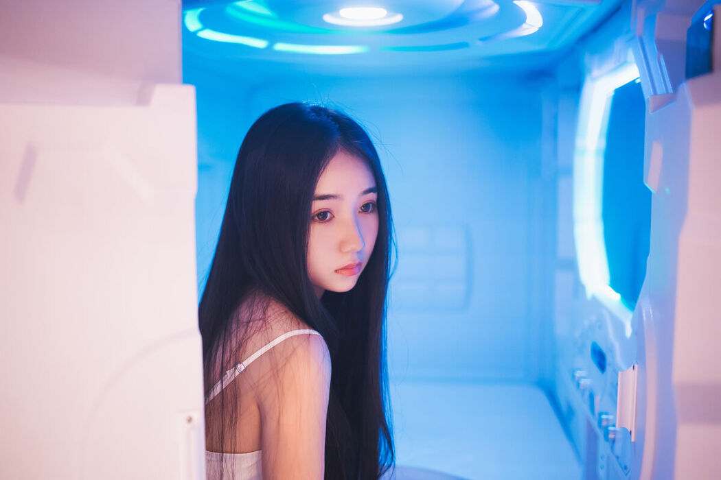 YiTuYu艺图语 Vol.6557 Yi Yu He Bao Dan