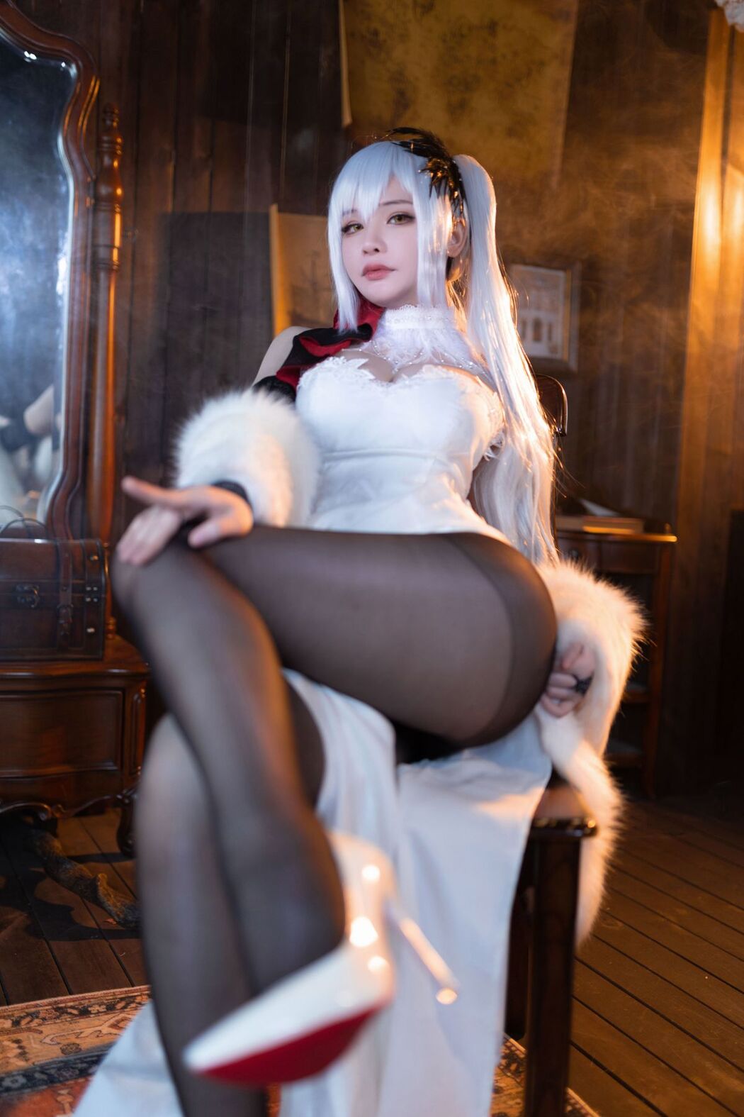 Coser@前羽_rr – 碧蓝航线 德雷克 (42P)