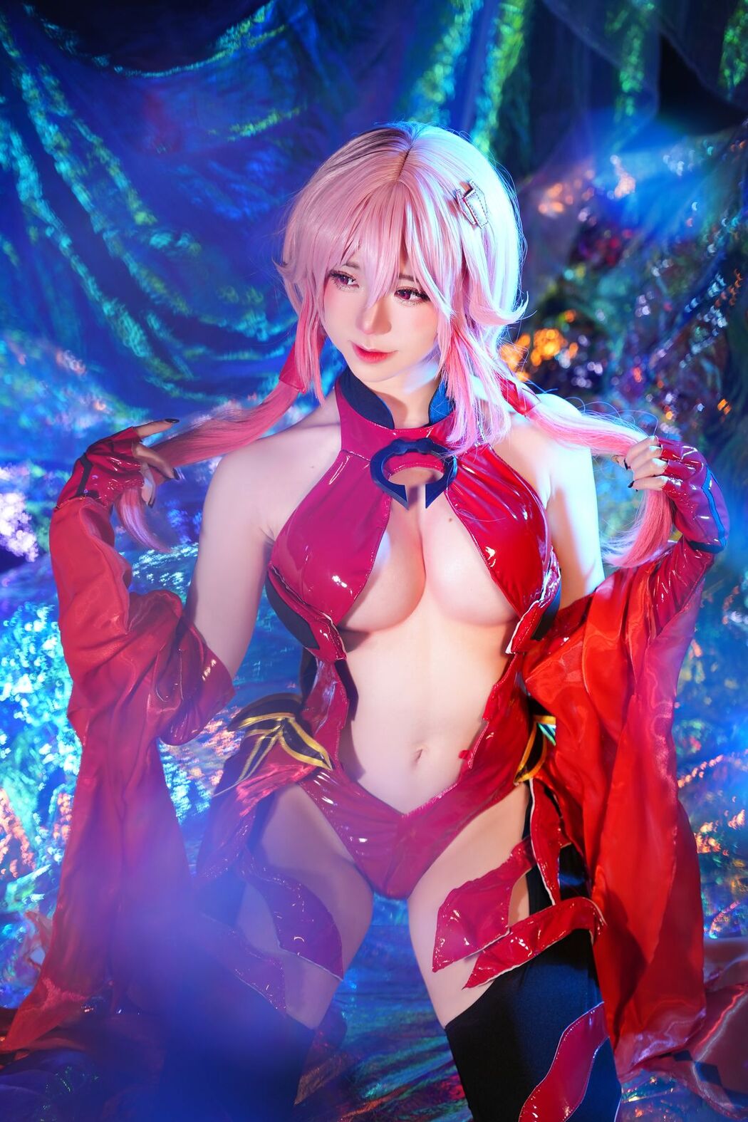 Coser@Sally多啦雪 Sally Dorasnow – Yuzuriha Inori (35P)