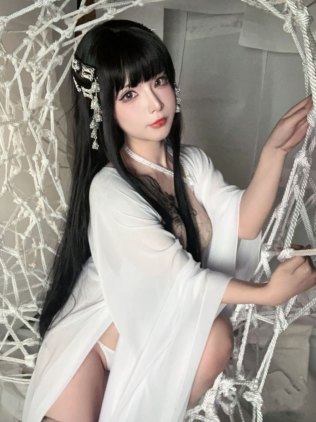 Coser@yuuhui玉汇 – Patreon 白龙吟 玛丽夫人 (84P – 2V)