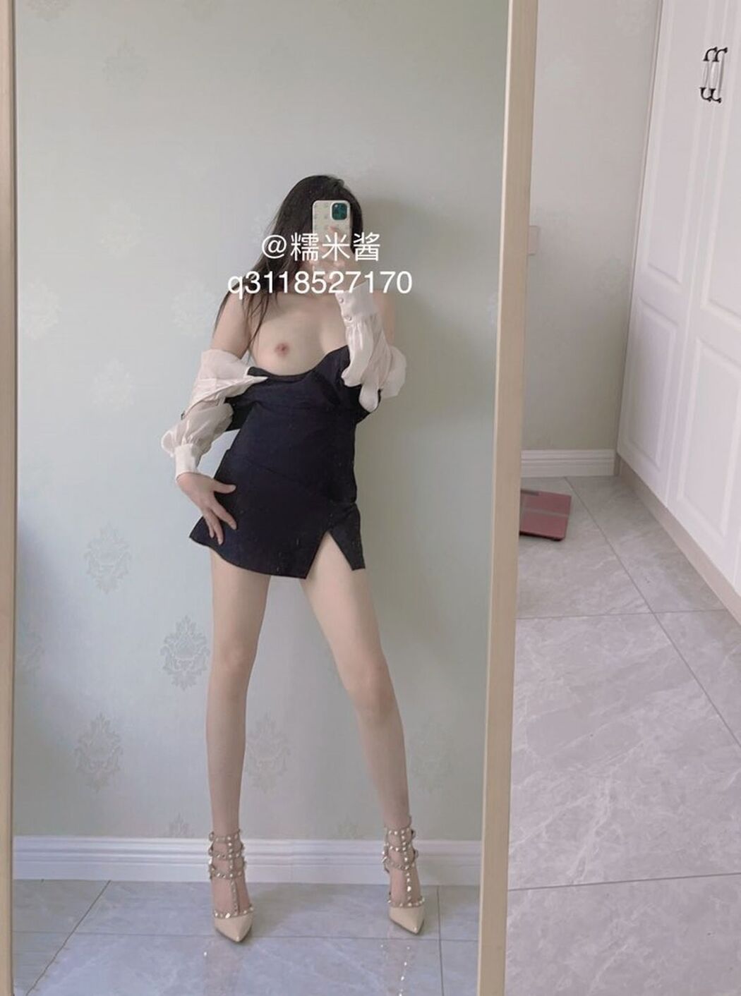 Coser@糯米酱 – 白虎美乳福利姬私拍自慰 Part2 (47P)