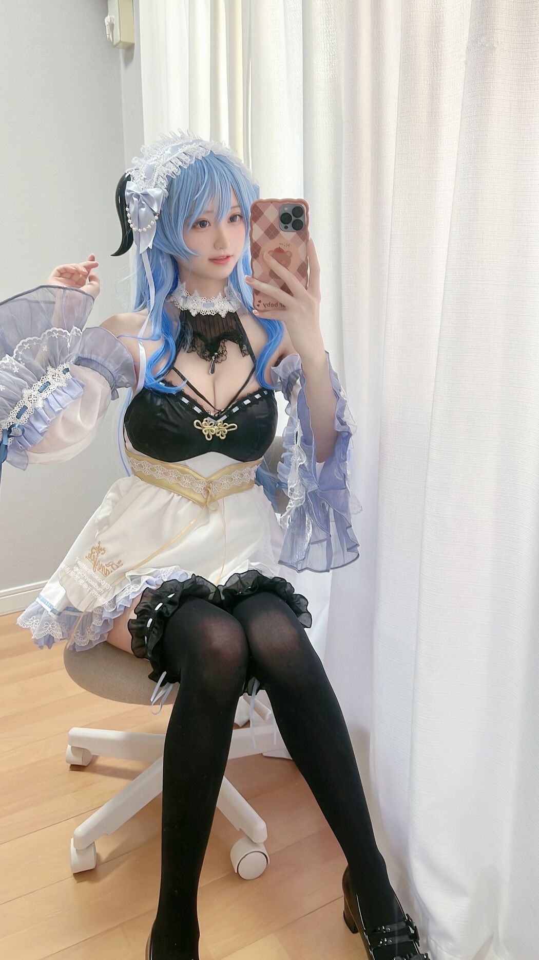 Coser@千阳ちよ – 甘雨ちゃん (26P)