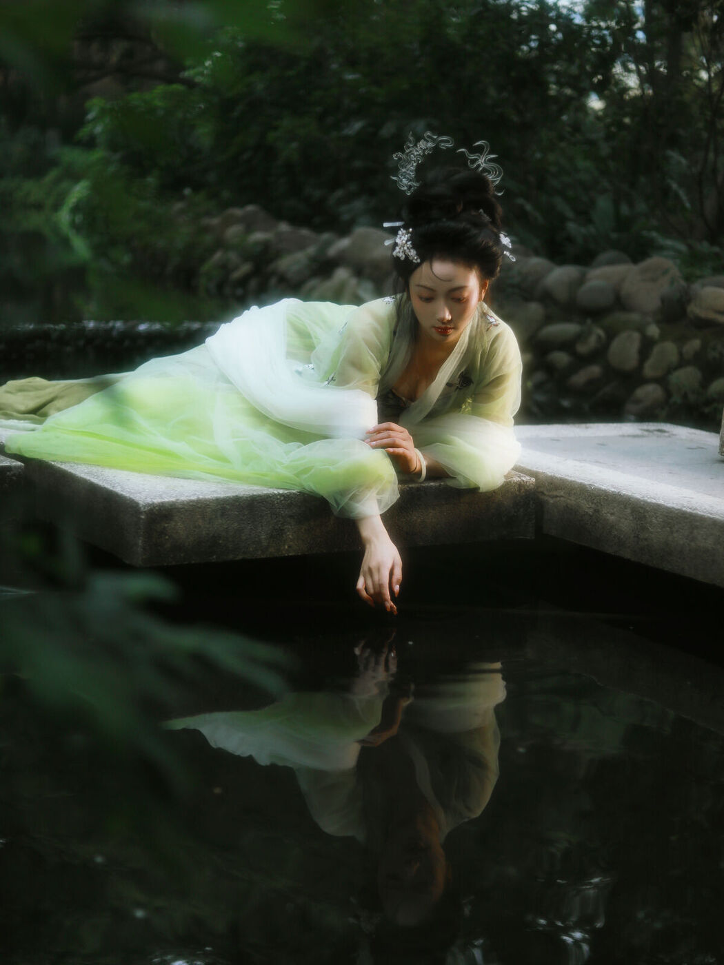 YiTuYu艺图语 Vol.6662 Luo Yu Qing Ling