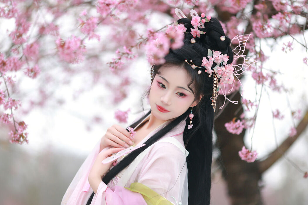 YiTuYu艺图语 Vol.6626 Qian Yue