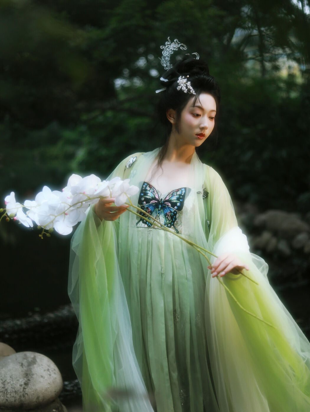 YiTuYu艺图语 Vol.6662 Luo Yu Qing Ling