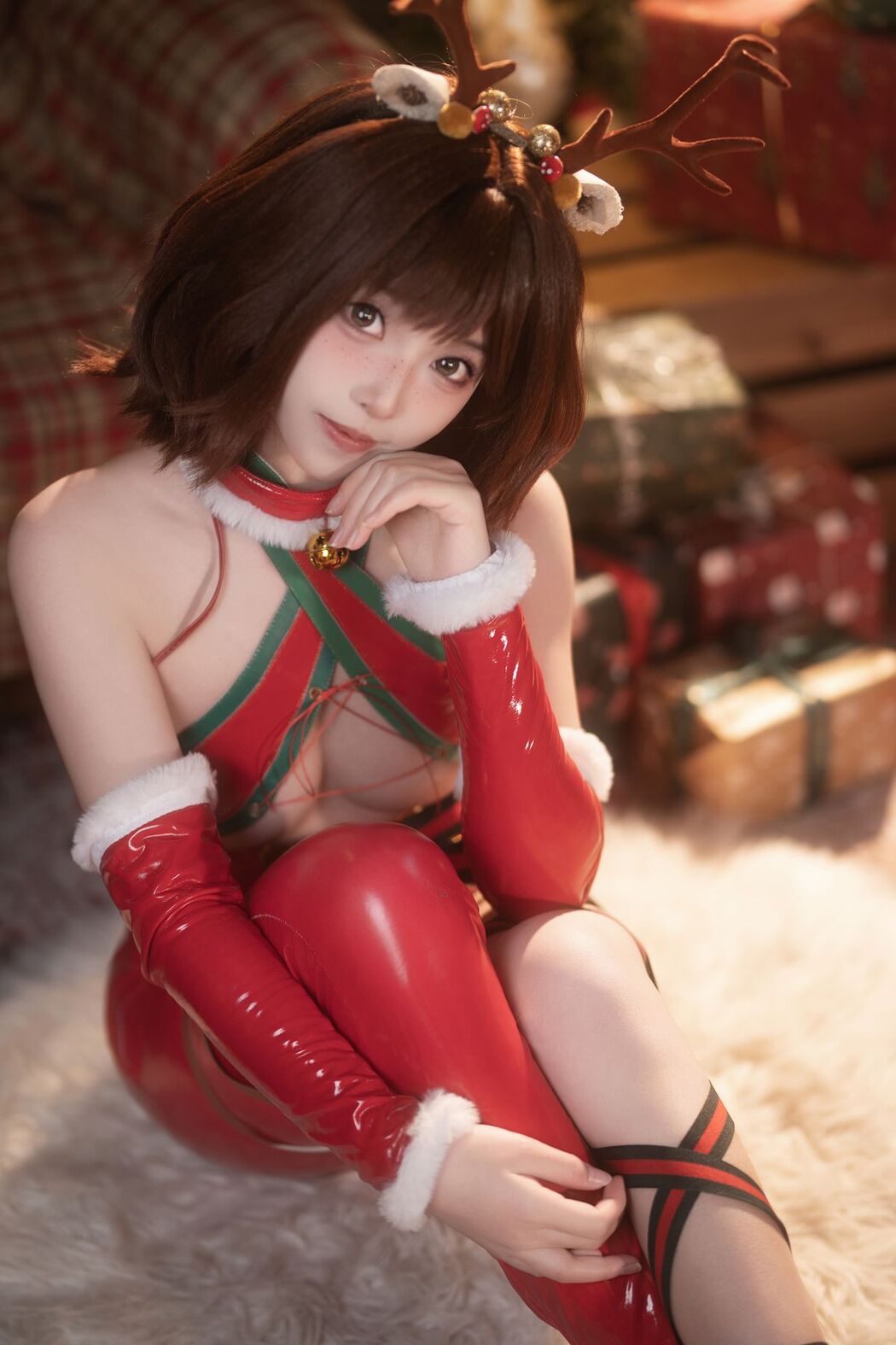 Coser@Bangni邦尼 – 圣诞小鹿 Part1 (47P – 7V)