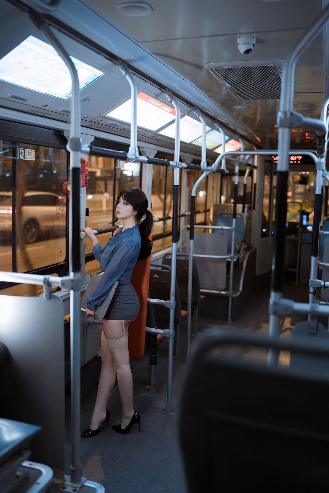 Coser@yuuhui玉汇 – 夜班族 Part1 (75P – 1V)