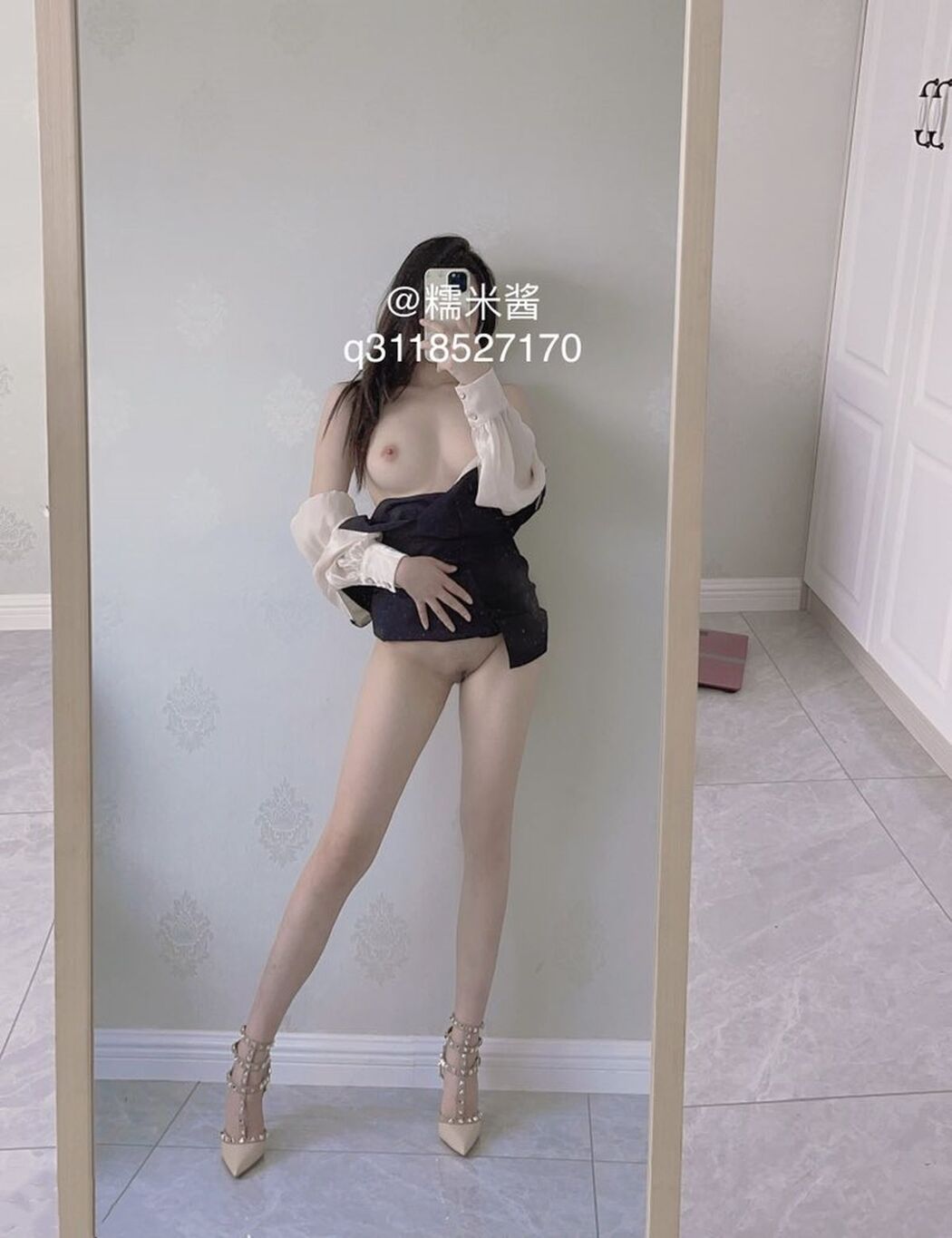 Coser@糯米酱 – 白虎美乳福利姬私拍自慰 Part2 (47P)