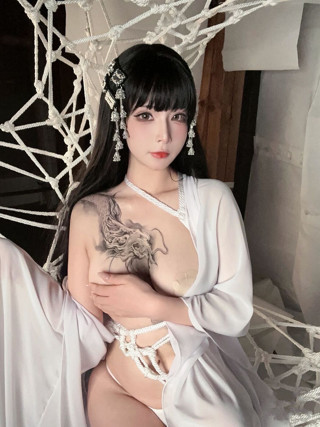 Coser@yuuhui玉汇 – Patreon 白龙吟 玛丽夫人 (84P – 2V)