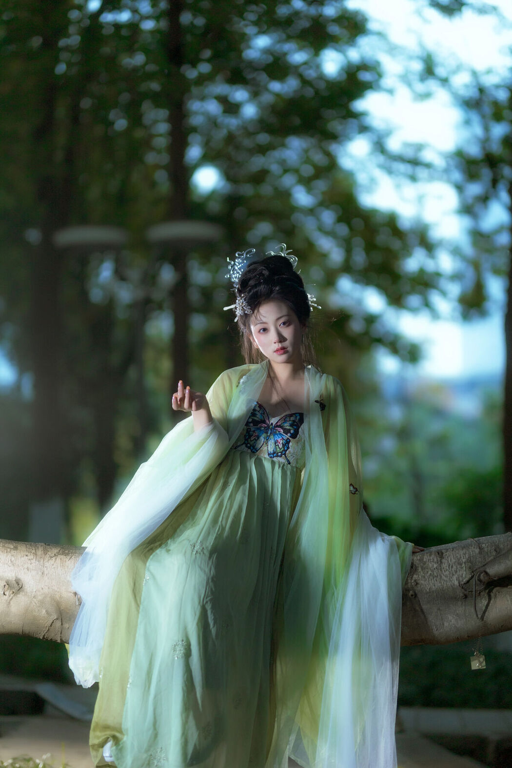 YiTuYu艺图语 Vol.6662 Luo Yu Qing Ling