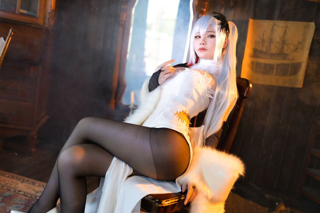 Coser@前羽_rr – 碧蓝航线 德雷克 (42P)