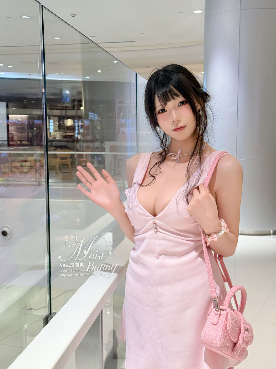 Coser@黏黏团子兔 – 04月作品 决胜内衣 脸红的思春期 Part02 (53P)