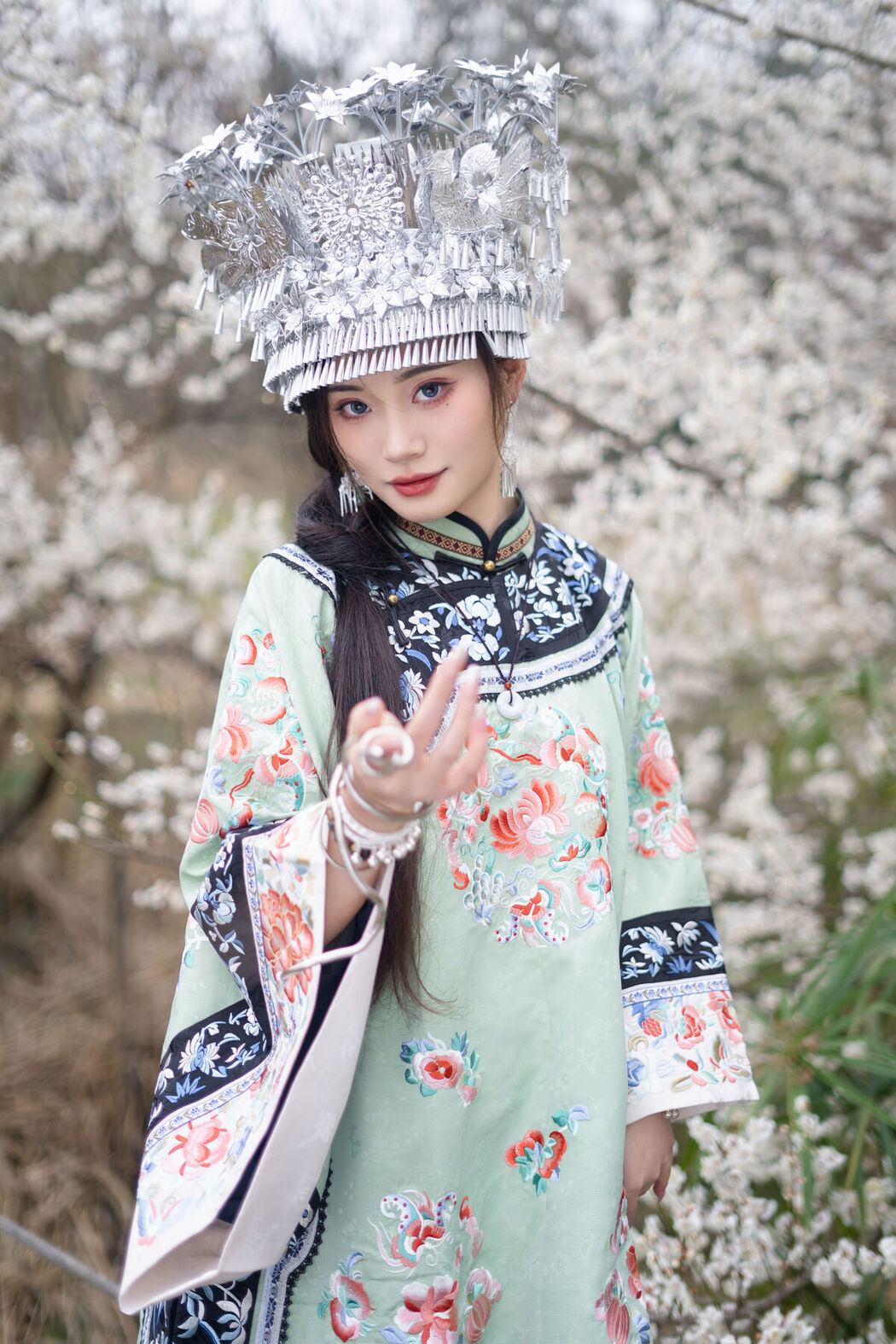 YiTuYu艺图语 Vol.6686 Yan Zi Shi Dong Dong Ya