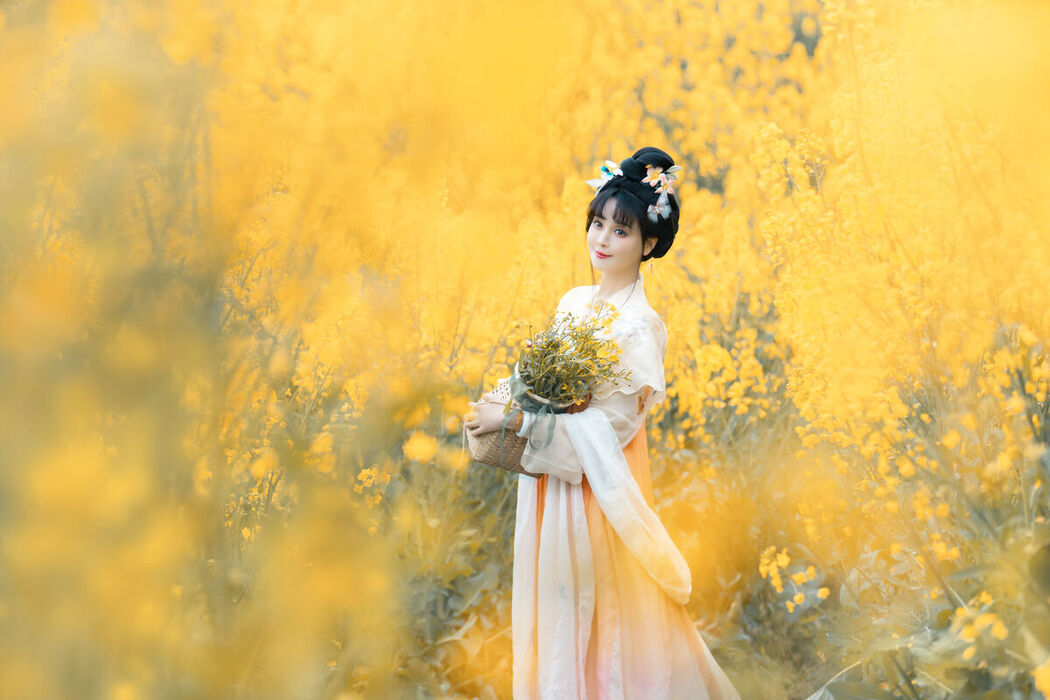 YiTuYu艺图语 Vol.6666 Miao Su Su