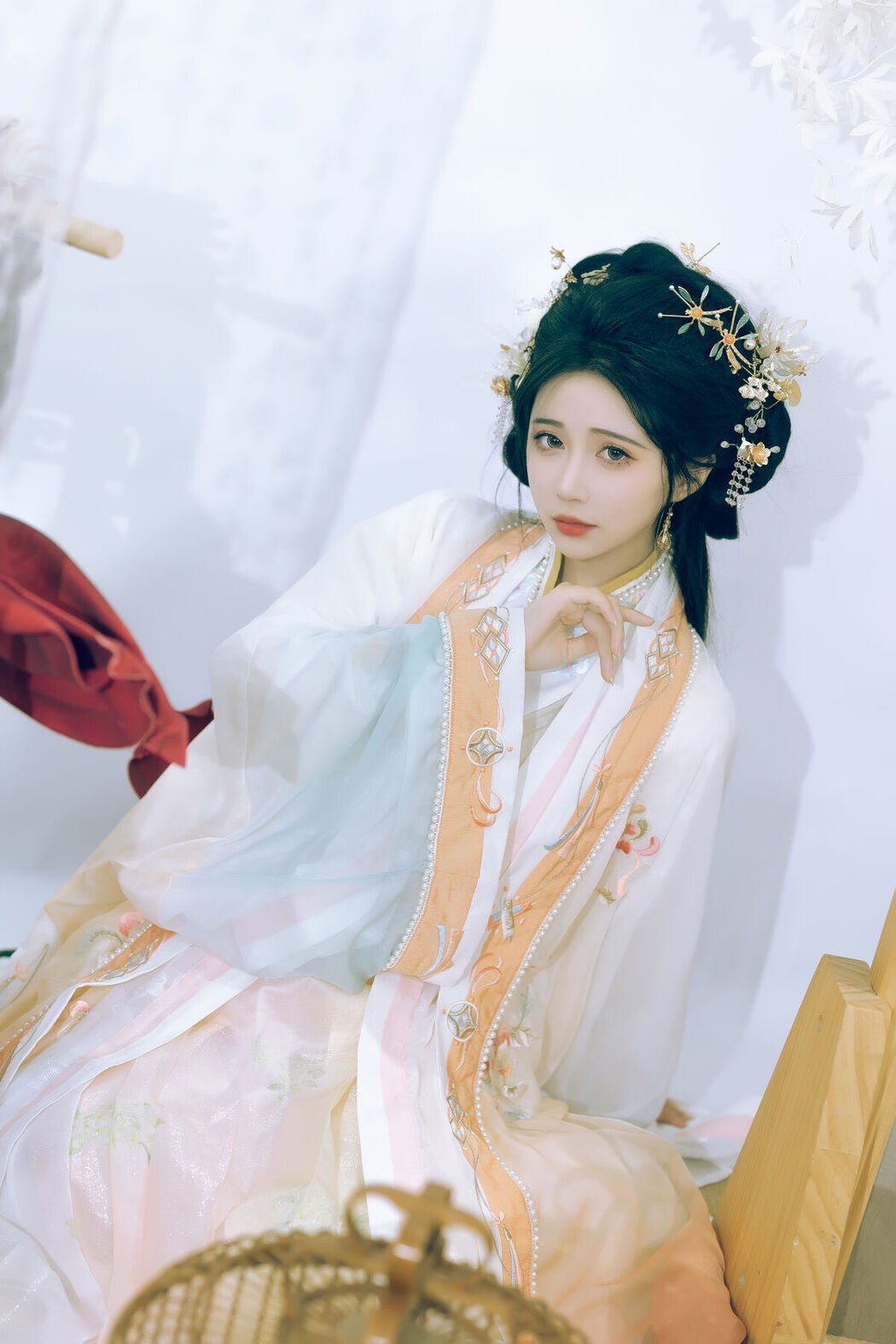 YiTuYu艺图语 Vol.6689 Qi Luo Sheng De Xiao Su Su