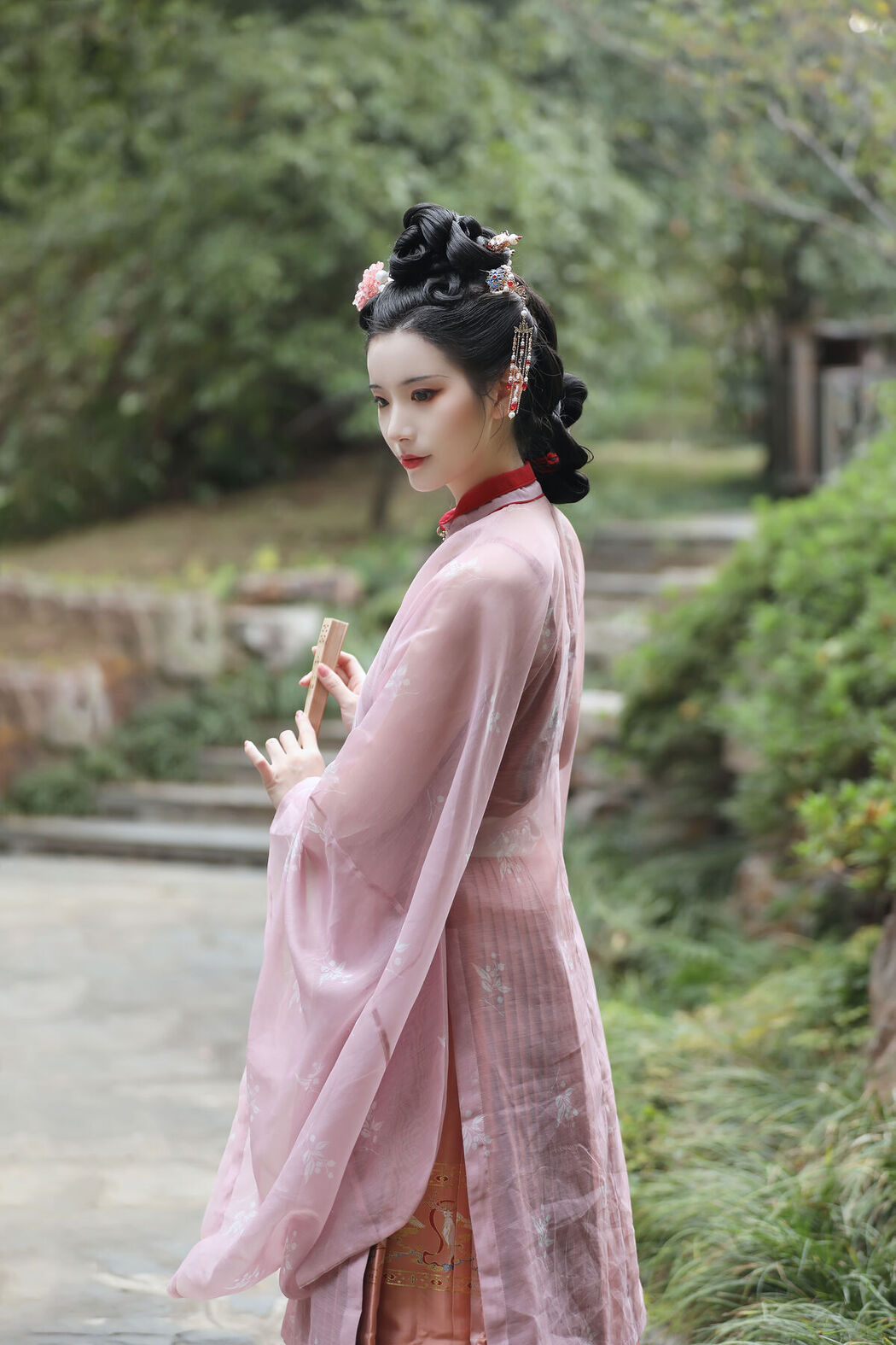 YiTuYu艺图语 Vol.6713 Ruan Yu