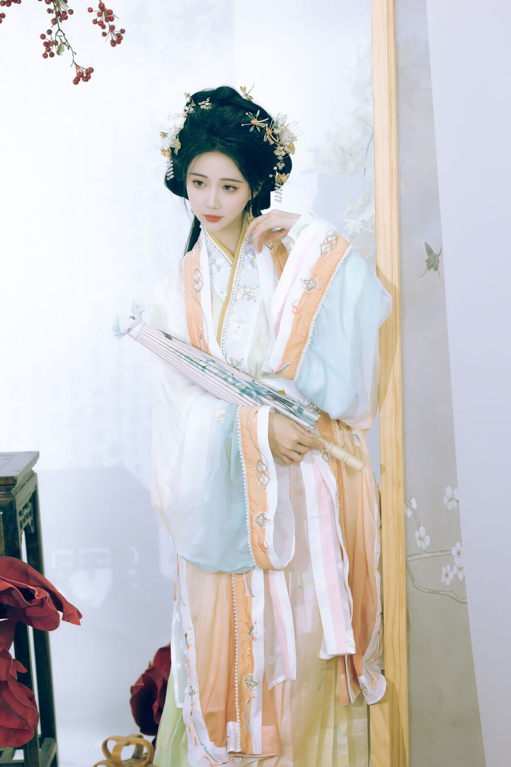 YiTuYu艺图语 Vol.6689 Qi Luo Sheng De Xiao Su Su
