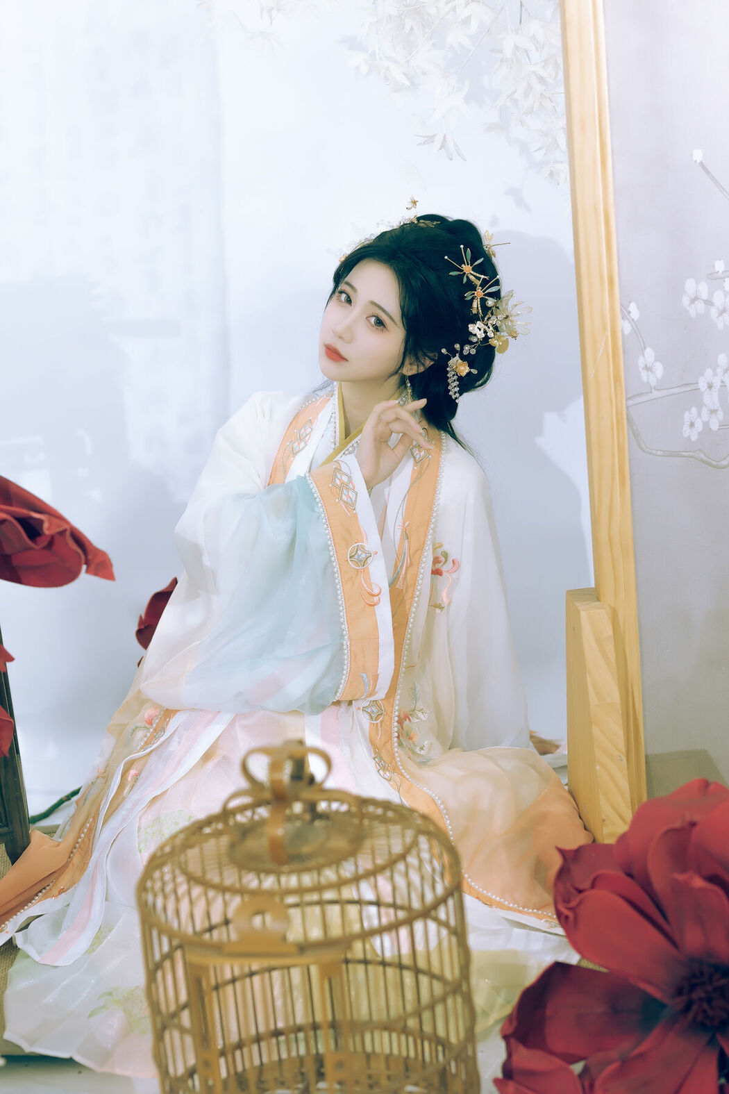 YiTuYu艺图语 Vol.6689 Qi Luo Sheng De Xiao Su Su