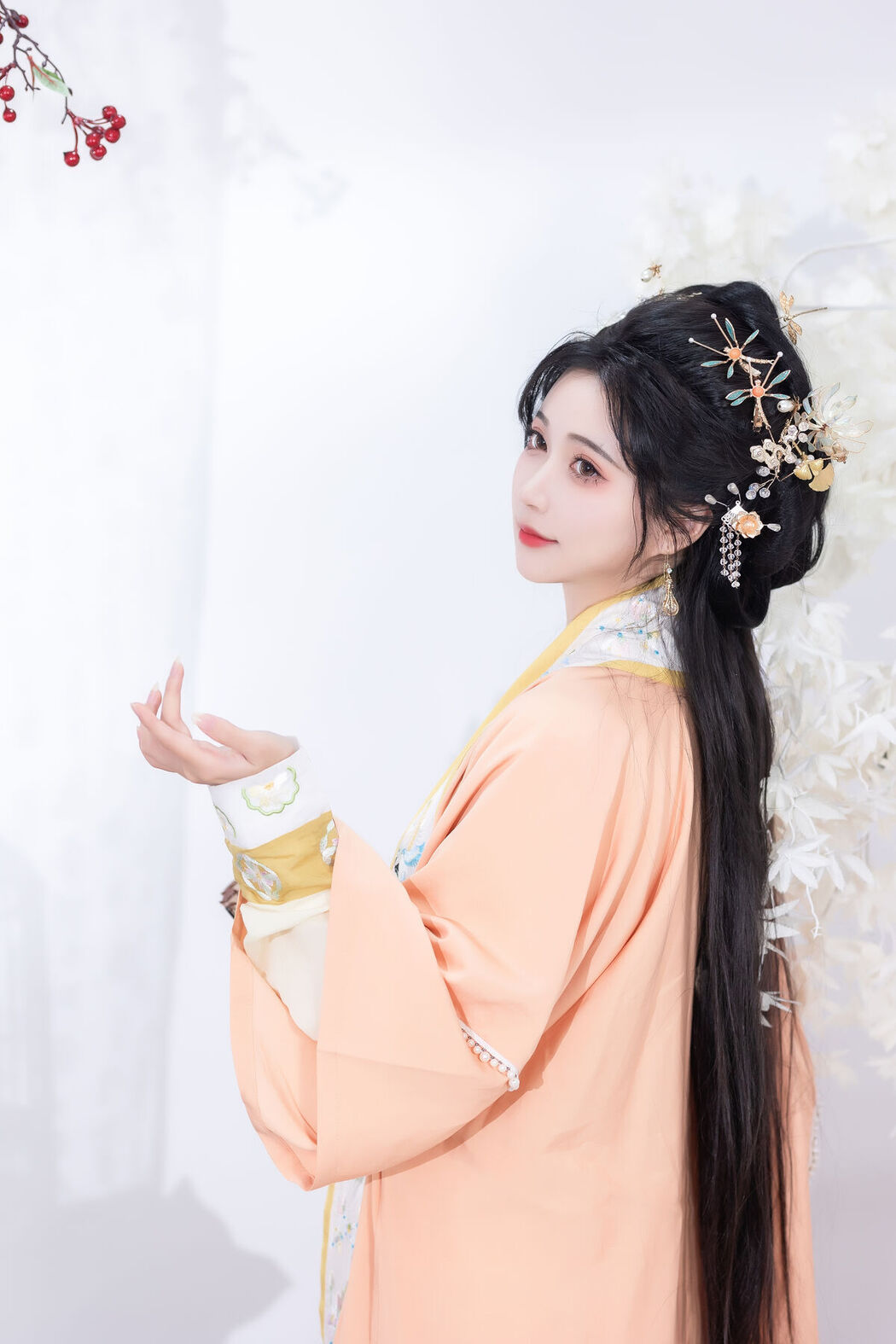 YiTuYu艺图语 Vol.6675 Qi Luo Sheng De Xiao Su Su